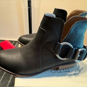 Comfortable ankle boots